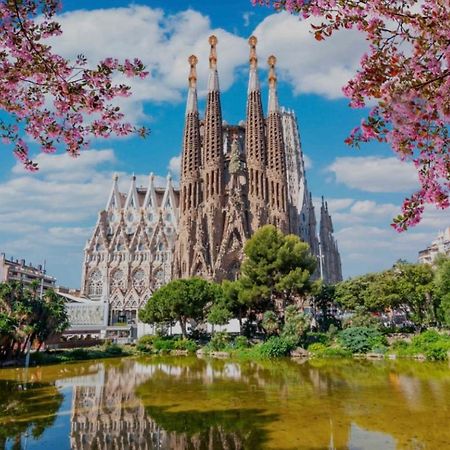 Room Con Bano Privado Sagrada Familia Barselona Dış mekan fotoğraf
